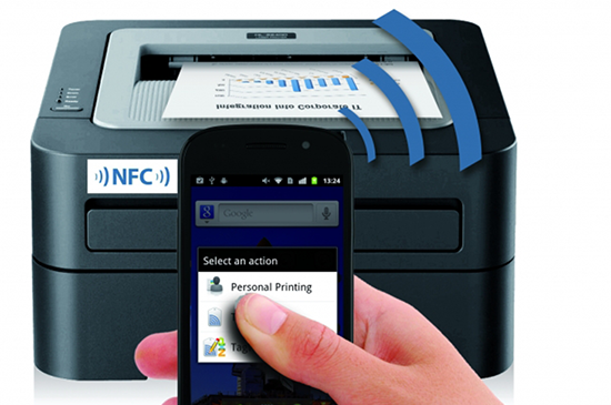 Безопасно ли платить телефоном вместо банковской карты по NFC